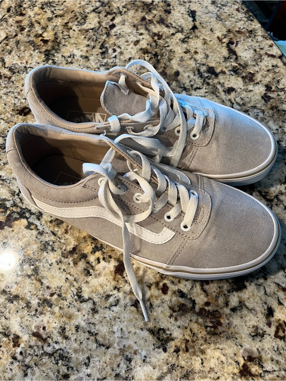 Vans women’s Low-Top Canvas Sneakers in taupe with white side stripe